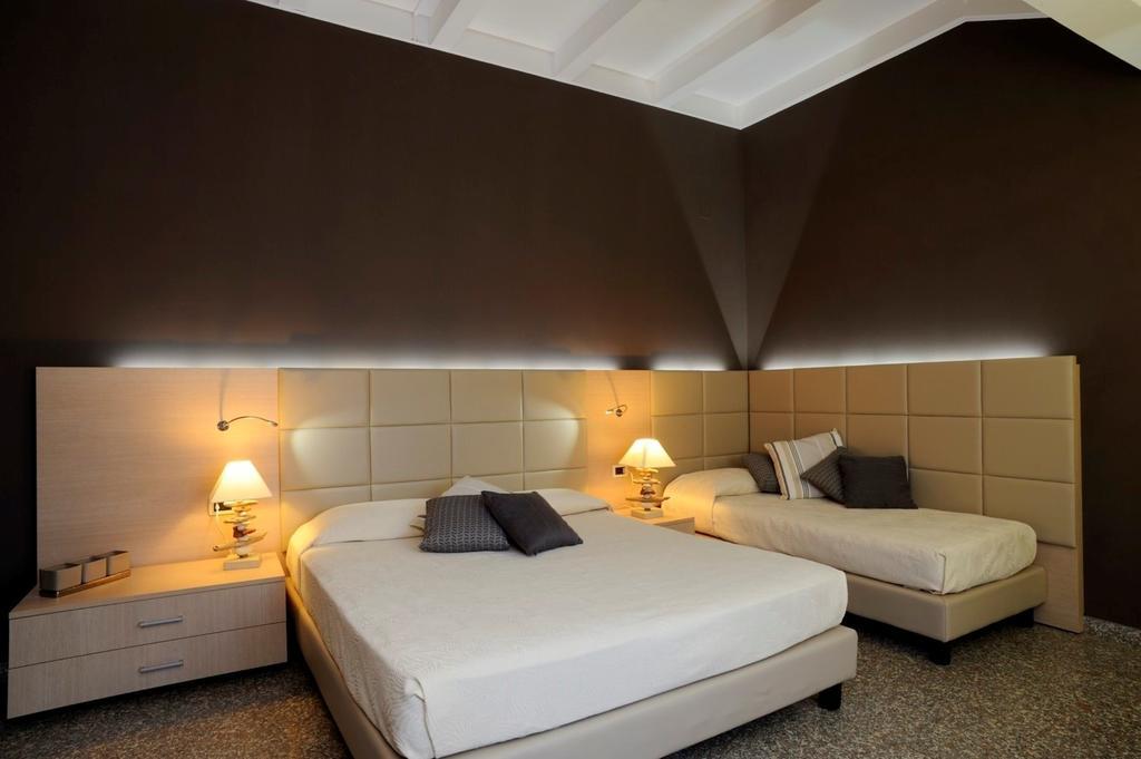 Residence Oliveto Ceriale Rum bild